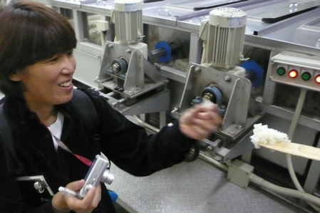 Etsuko-san Sampling freshly steamed sake rice