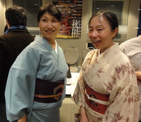 DSC00481 Wearing Kimono makes sake taste better! Everyone knows that!